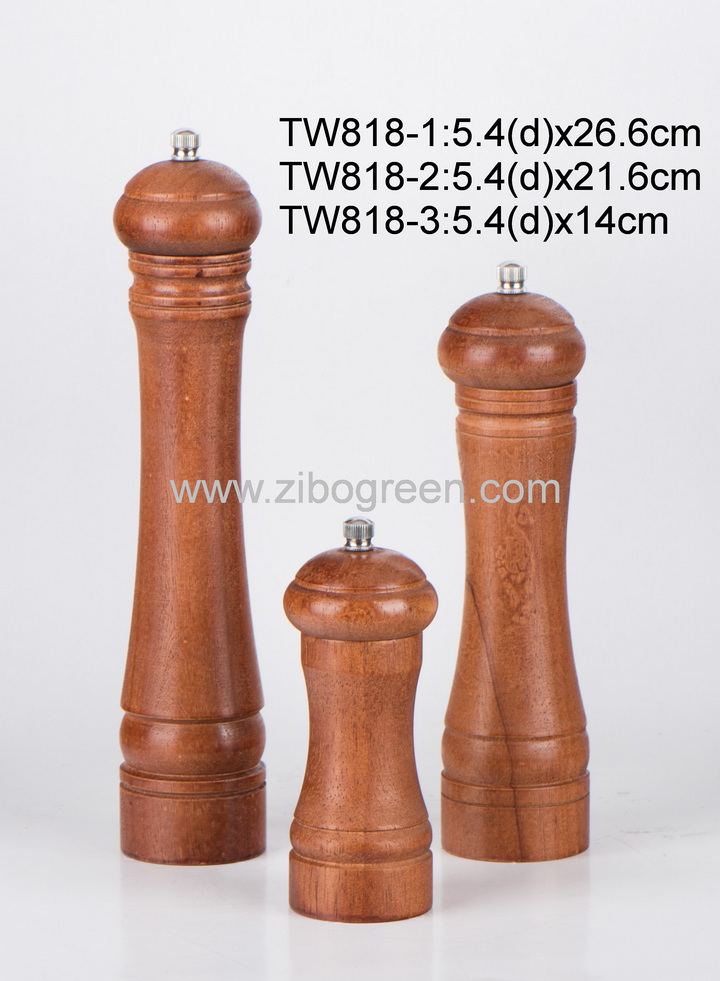 TW818