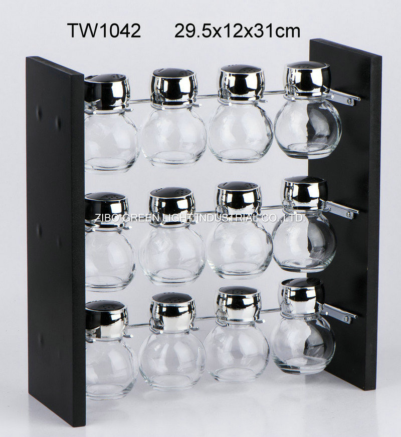 TW1042-1